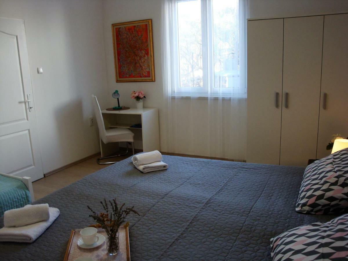 Apartments Olea ปิเนซิตซี ภายนอก รูปภาพ